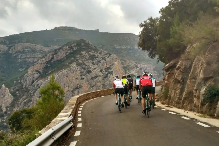 Cold Weather Care for Carbon Fiber Wheels - The Ultimate Winter Guide