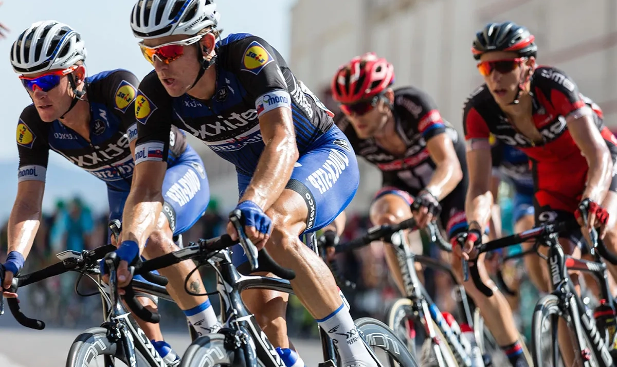 Cycling Performance Secrets - Why Power and Aerodynamics Beat Gear