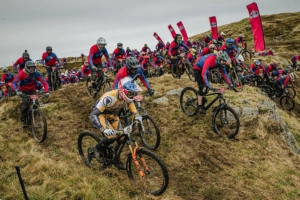 Flat vs Drop Bars - The Ultimate Guide to Choosing Your Perfect Handlebar
