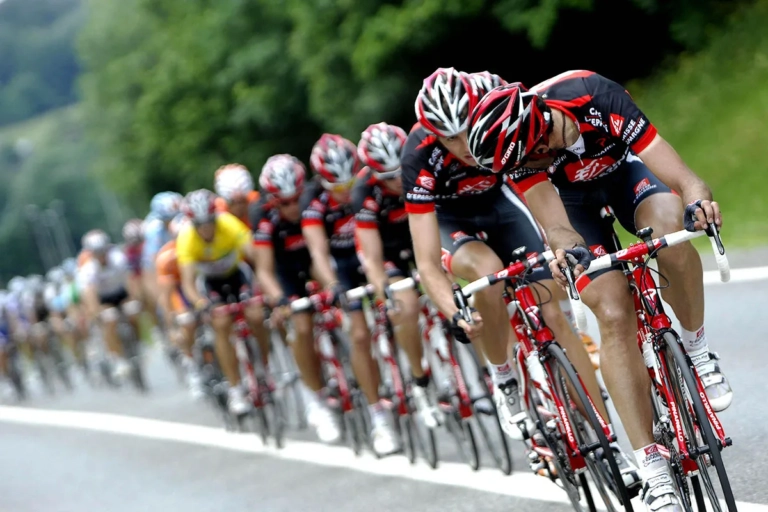 The Rider's Guide to Road Bike Maintenance - From Daily Rituals to Deep Cleans