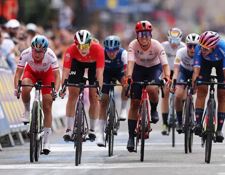 The Ultimate Guide to Carbon Fiber Handlebars - Selection, Fit & Performance