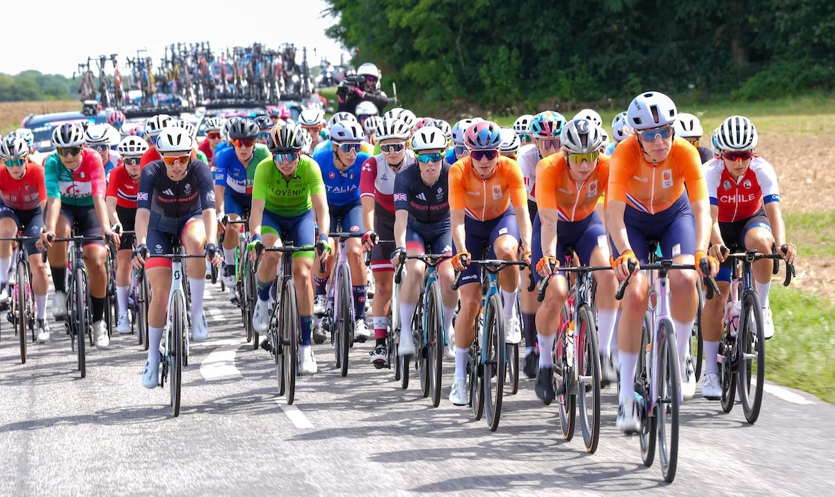 What Happens to Your Body When You Cycle Every Day - A Science-Backed Guide