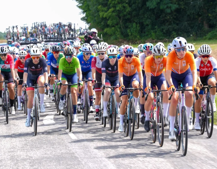 What Happens to Your Body When You Cycle Every Day - A Science-Backed Guide