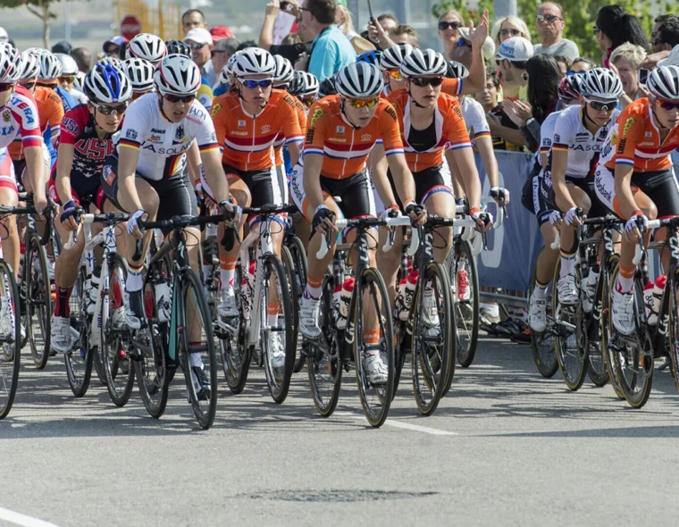 Wheel Bearings Guide - Symptoms, Replacement Steps & Buying Tips